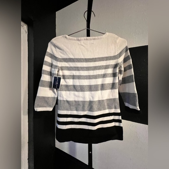 MKaren Scott Petites Sweater - Picture 1 of 3
